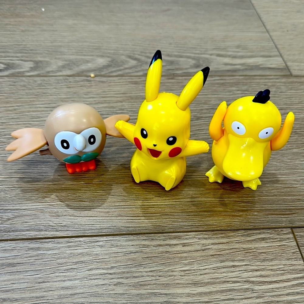 McDonalds Pokemon Pikachu, Rowlet, and Psyduck Toy Set of 3 2016-2017